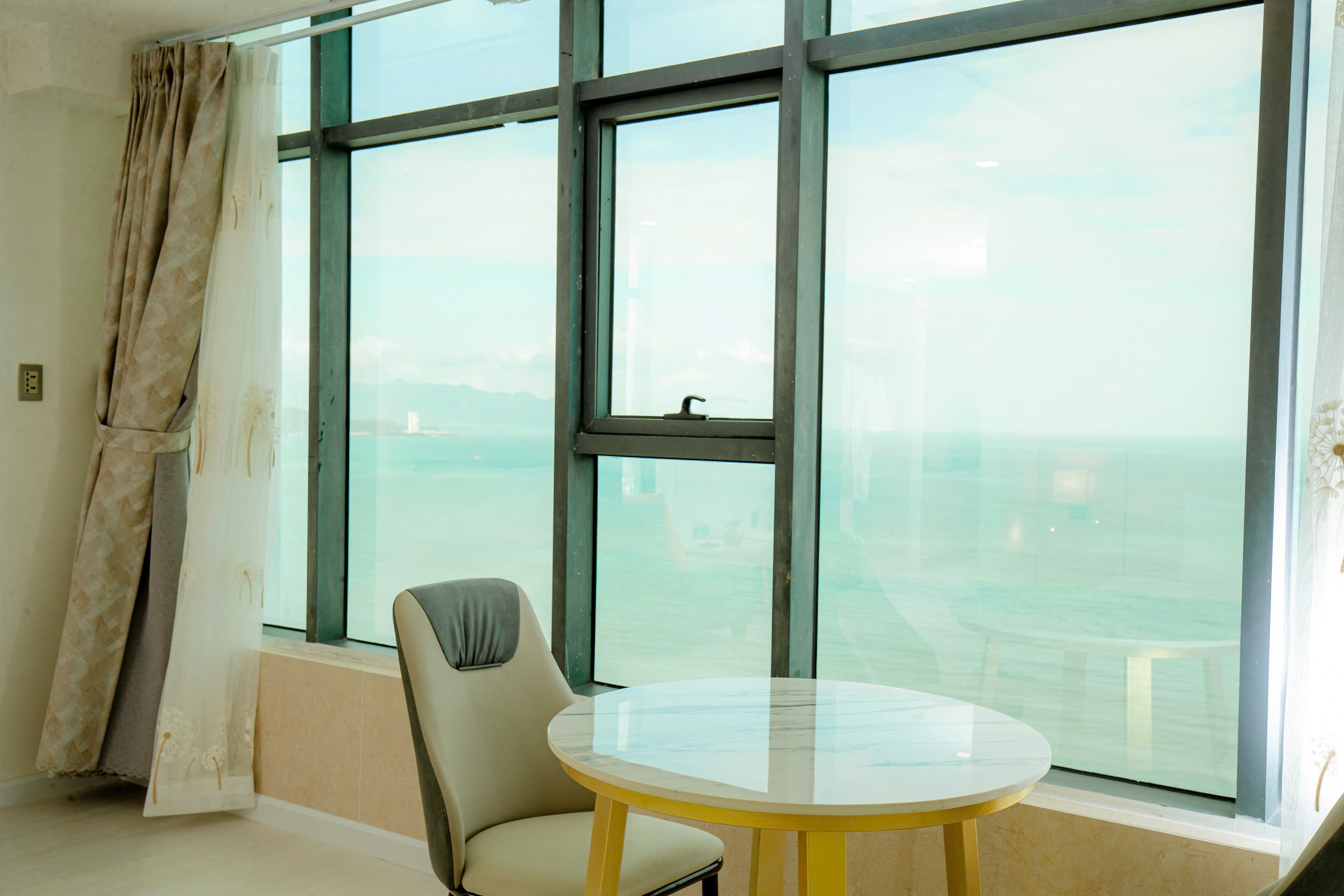 OCEAN VIEW APARTMENT FOR RENT IN MUONG THANH 60 TRAN PHU | NHA TRANG CENTER