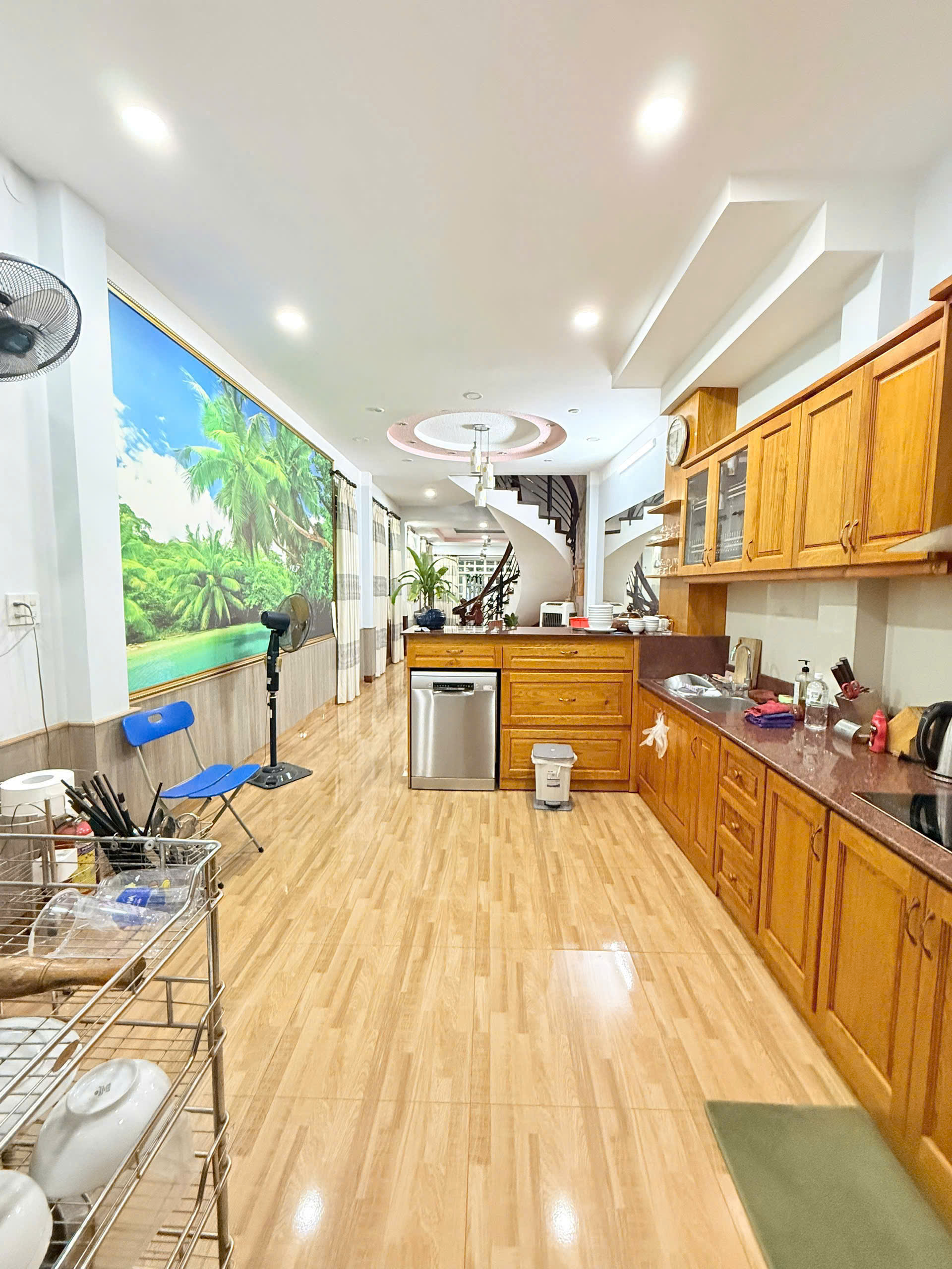 BEAUTIFUL HOUSE FOR RENT IN NHA TRANG CENTRAL
