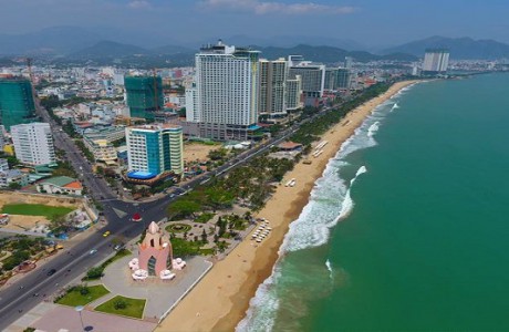 Why Vietnam attracts more and more expats?