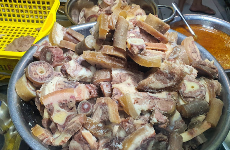 Món lẩu đuôi bò | 17 Củ Chi, Vĩnh Hải, Nha Trang